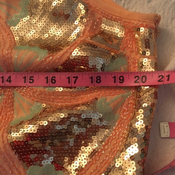 Gorgeous Peach sequinned party dress - Picture 10 of 12